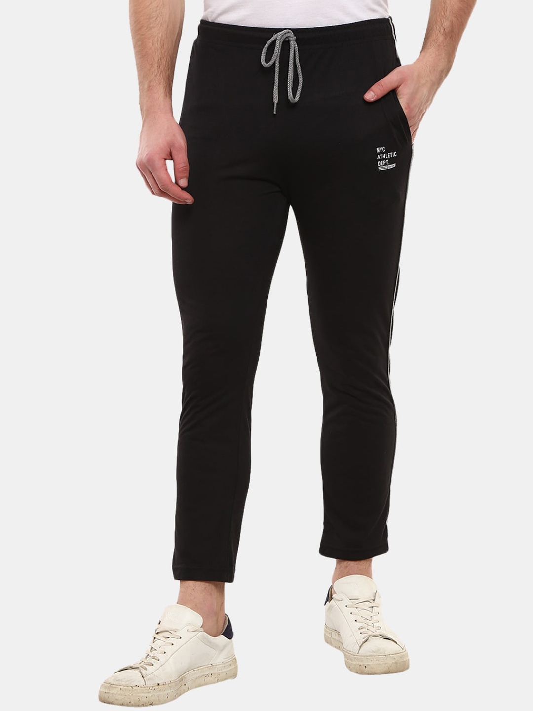 

V-Mart Men Black Solid Cotton Track Pants