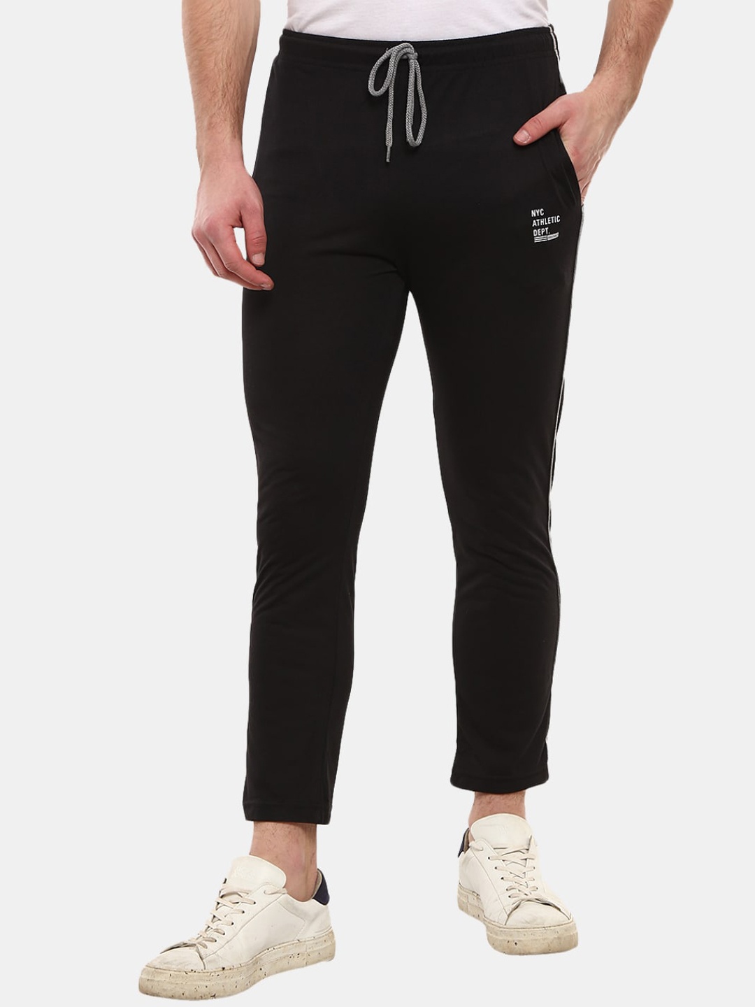 

V-Mart Men Black Solid Track Pants