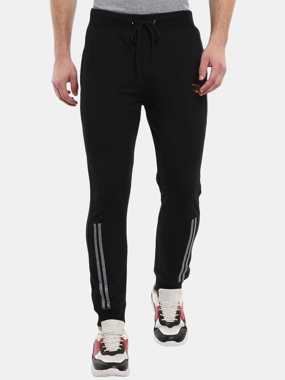 

V-Mart Men Black Solid Joggers