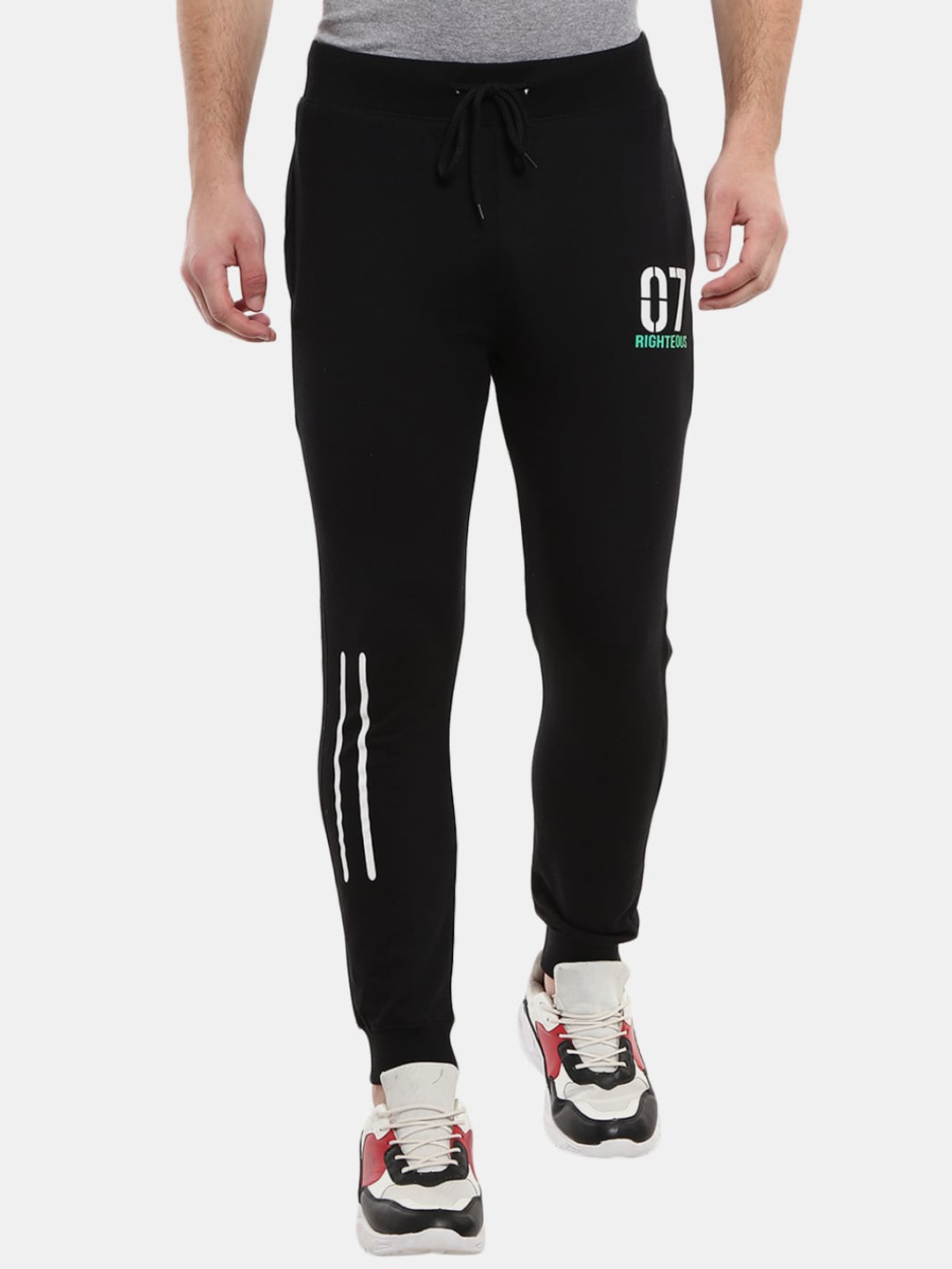 

V-Mart Men Black Solid Cotton Joggers
