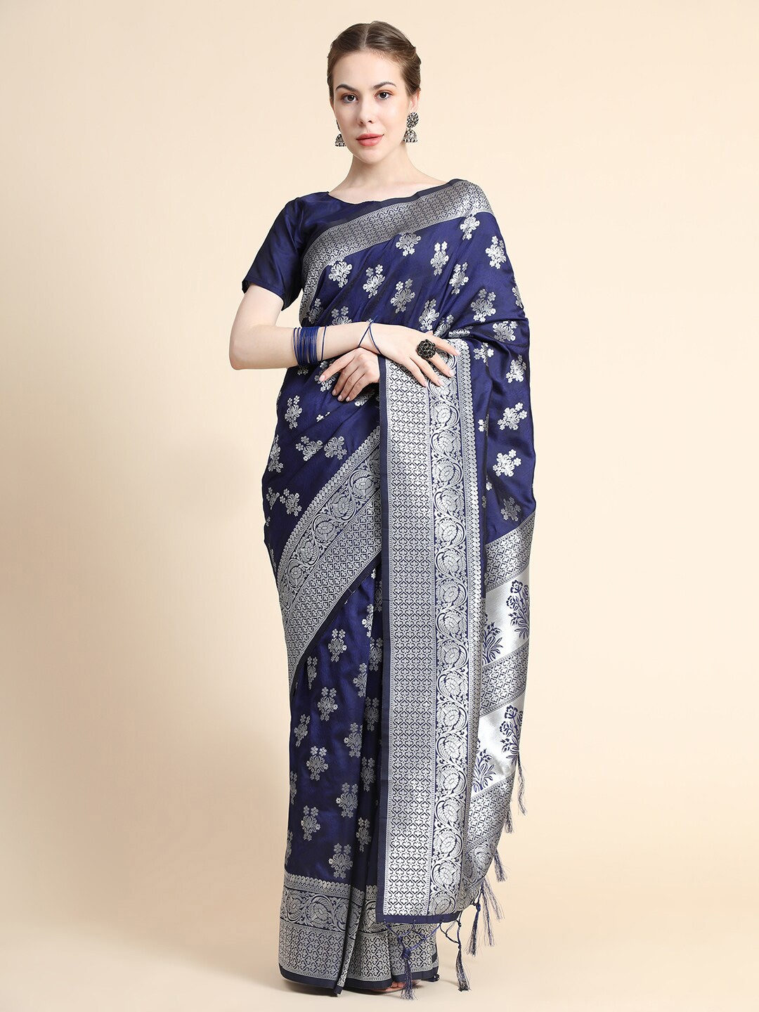 

BAHUJI Women Blue & Silver-Toned Woven Design Zari Art Silk Banarasi Saree