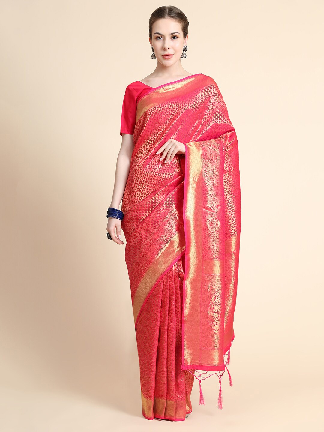 

BAHUJI Women Pink & Gold-Toned Woven Design Zari Art Silk Banarasi Saree