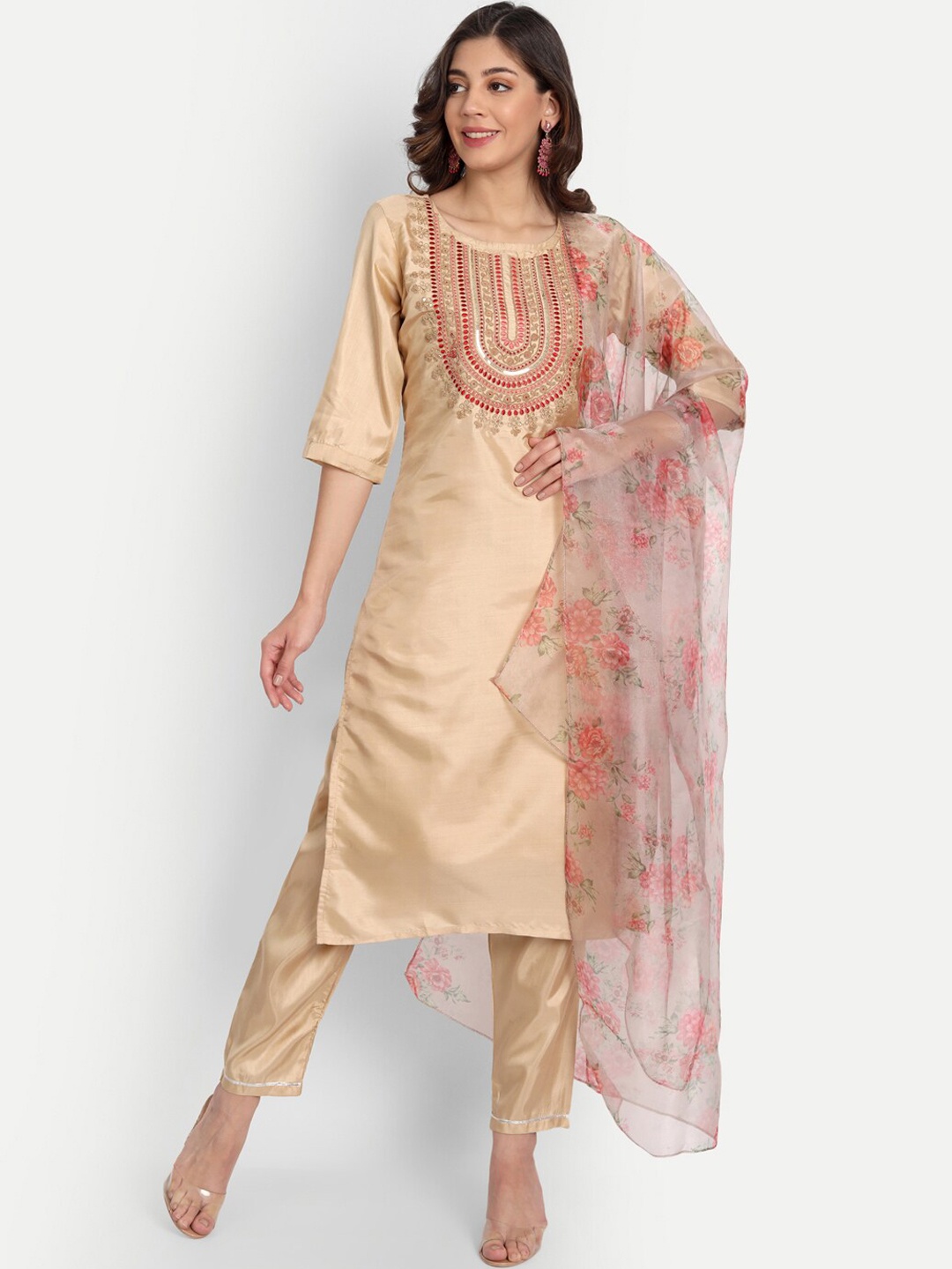 

VredeVogel Women Cream-Coloured Ethnic Motifs Yoke Design Kurta with Trousers & Dupatta