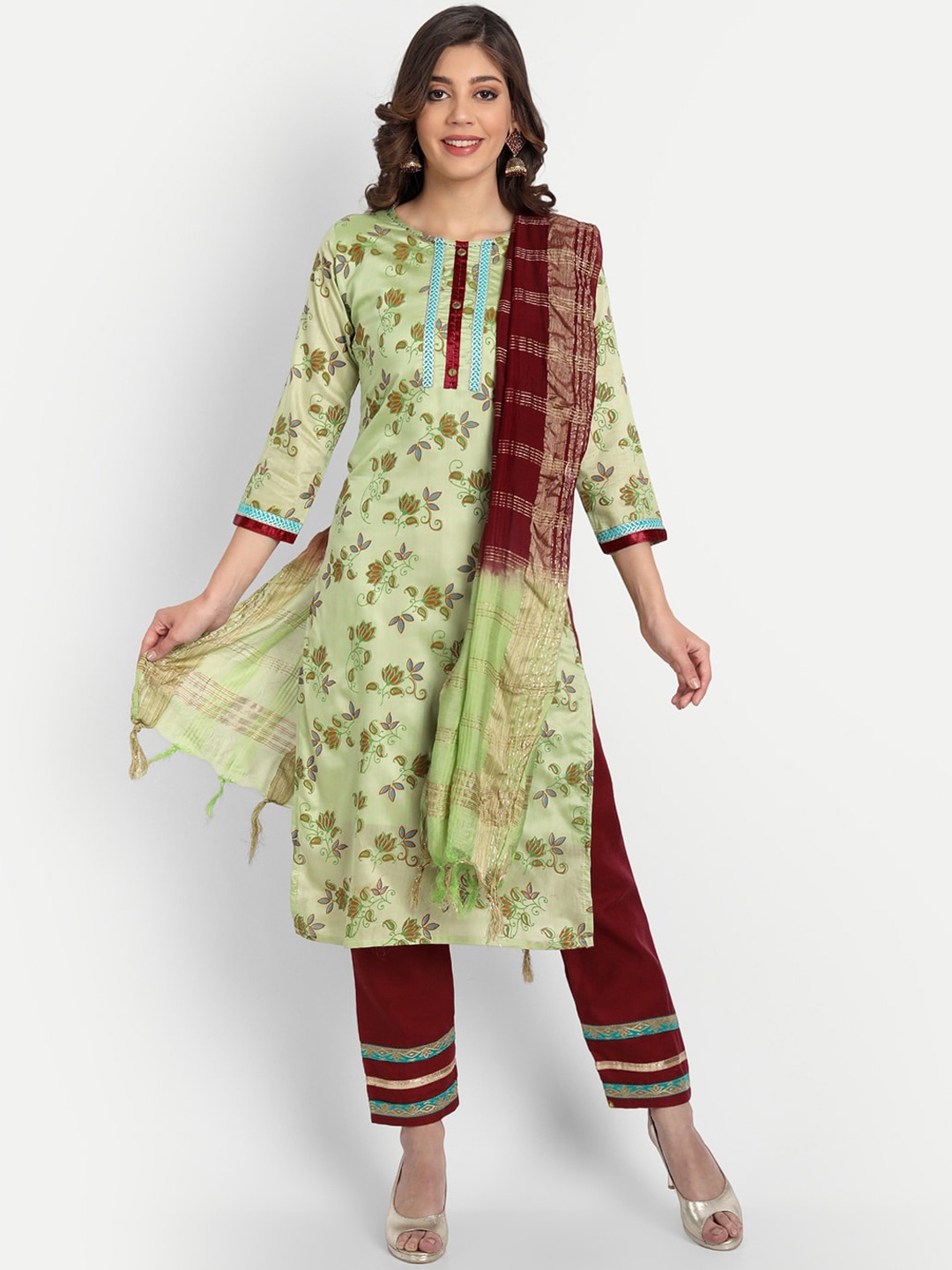 

VredeVogel Women Green Embroidered Layered Kurti with Trousers & With Dupatta
