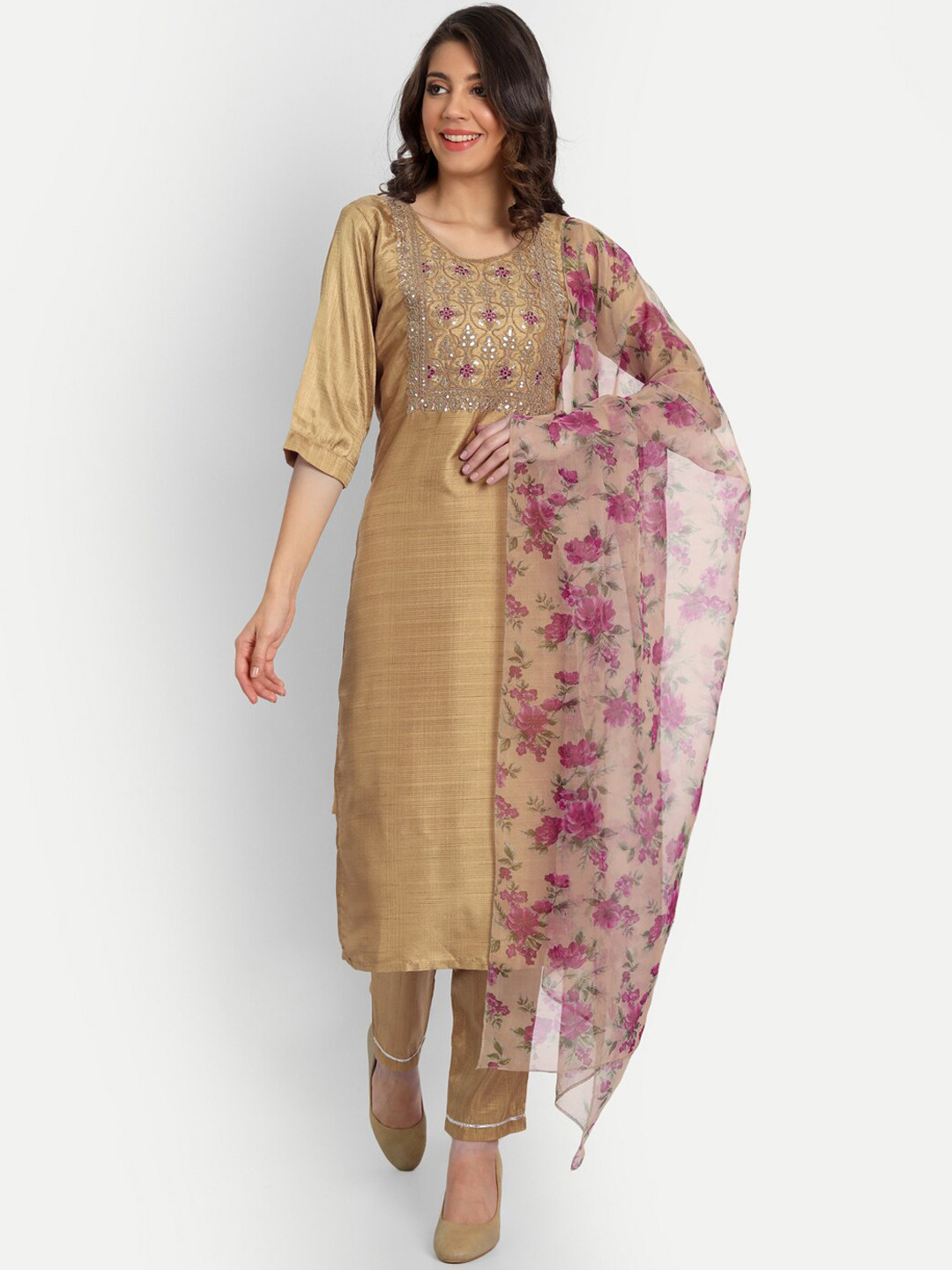 

VredeVogel Women Gold-Toned Kurta with Trousers & With Dupatta