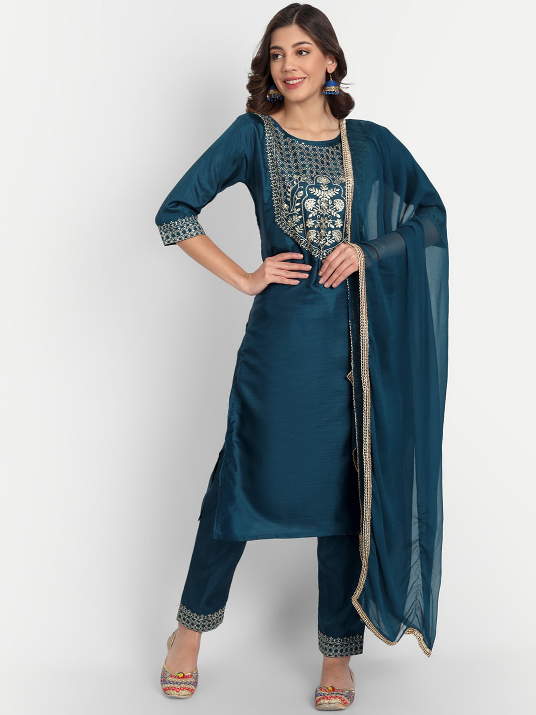 

VredeVogel Women Teal Ethnic Motifs Yoke Design Layered Kurti with Trousers & With Dupatta