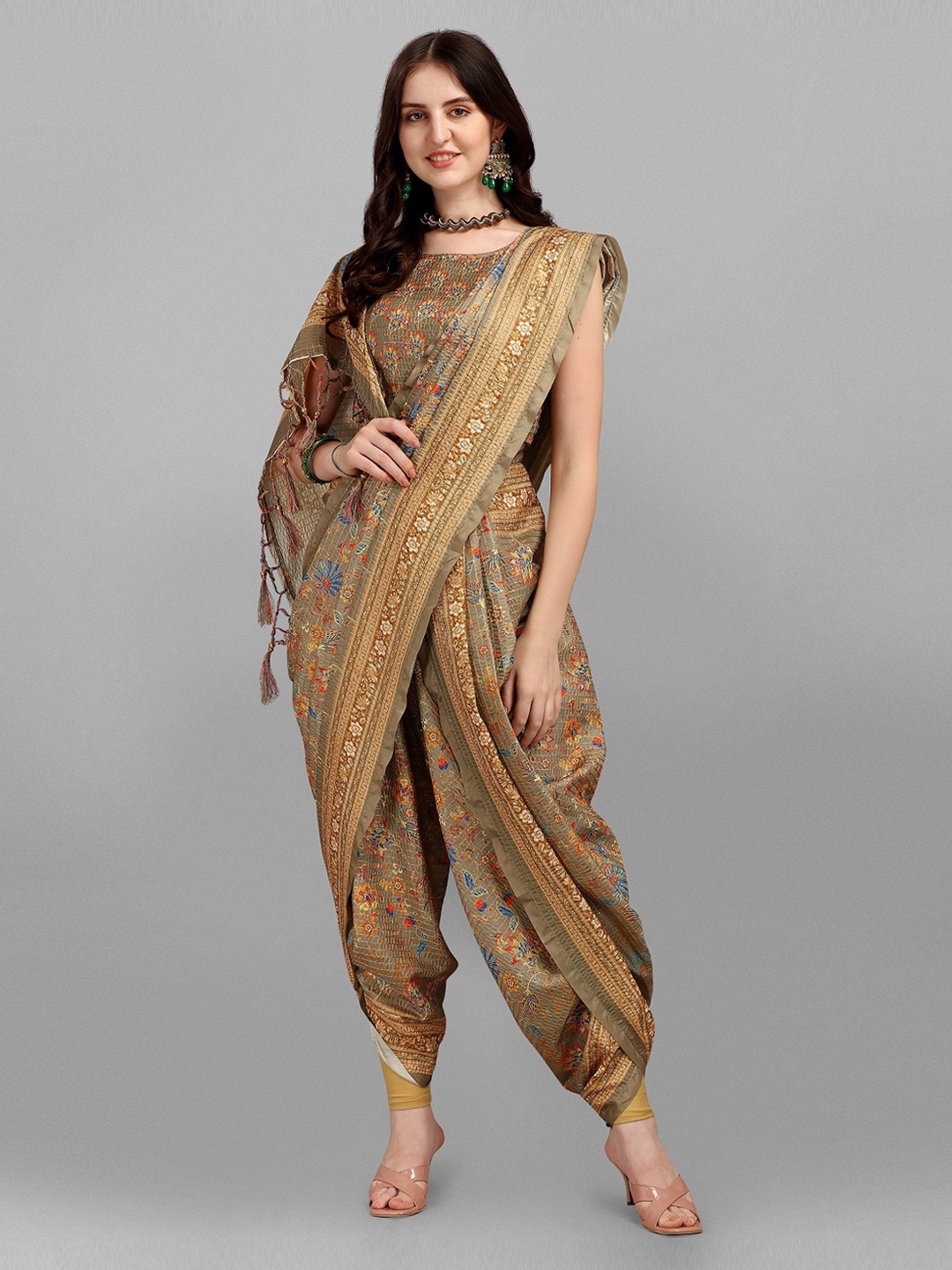 

YOYO Fashion Beige & Blue Ethnic Motifs Silk Blend Saree