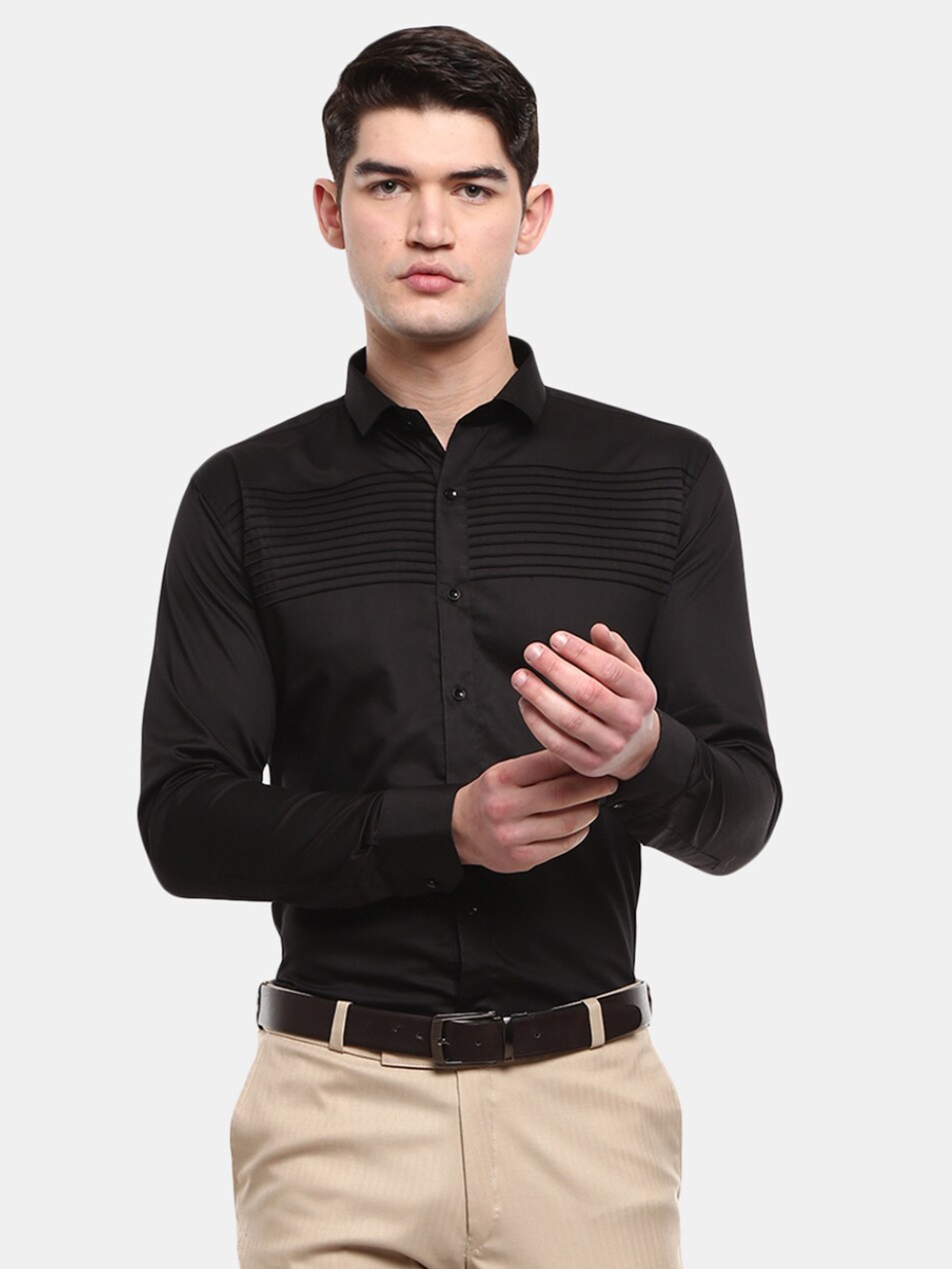 

V-Mart Men Black Classic Horizontal Stripes Striped Party Shirt