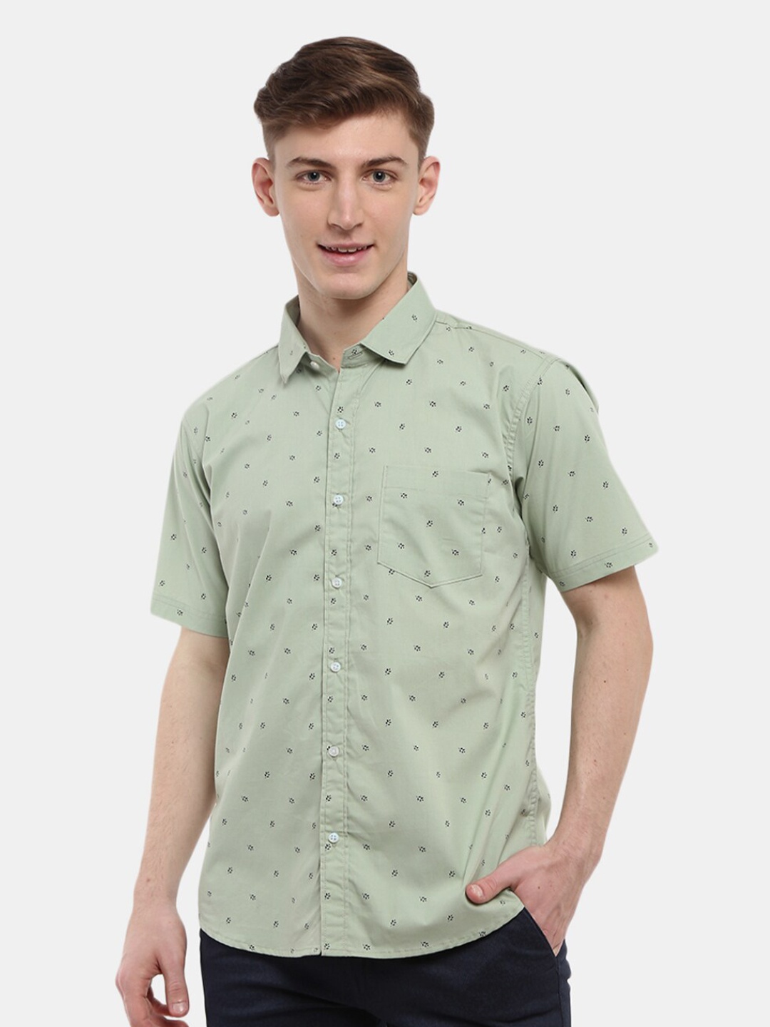 

V-Mart Men Green Classic Slim Fit Printed Casual Shirt