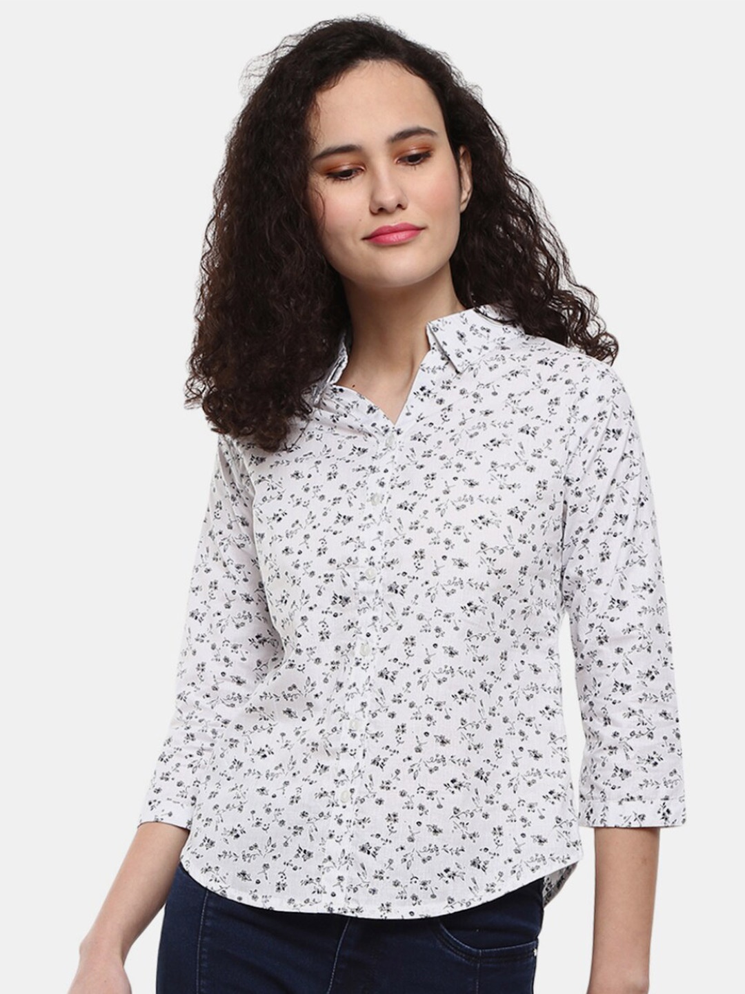 

V-Mart Women White Classic Floral Printed Casual Shirt