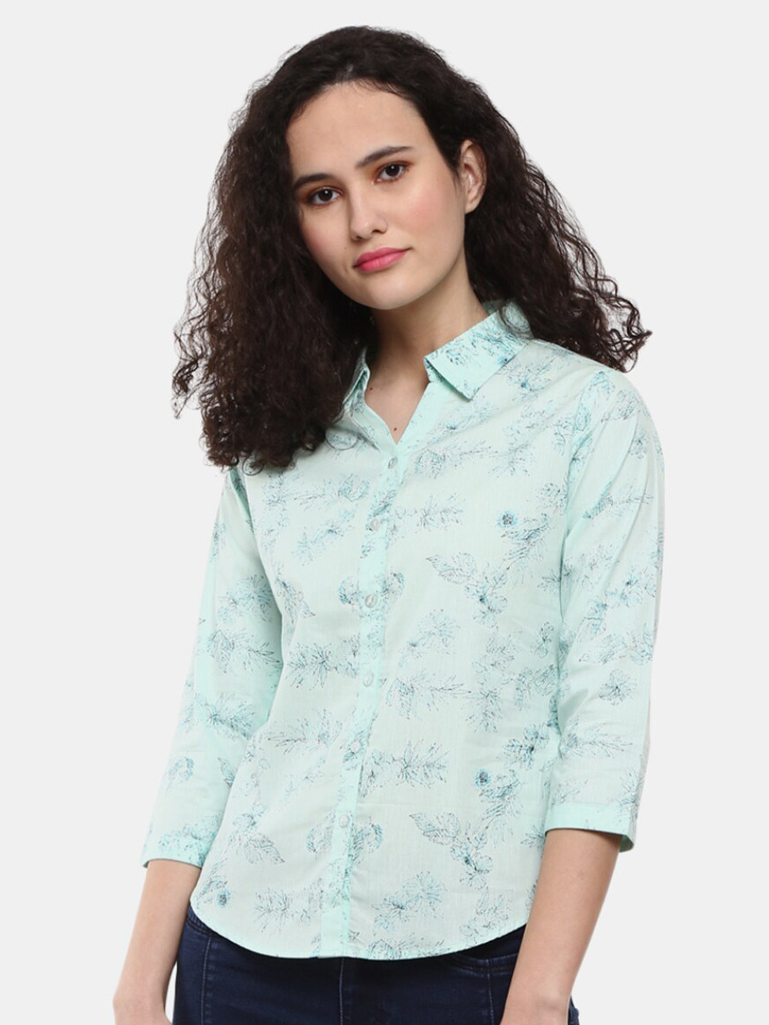 

V-Mart Women Green Classic Floral Printed Casual Shirt