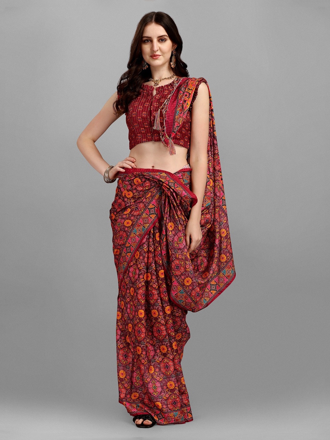 

Ethnic Yard Red Ethnic Motifs Silk Blend Saree