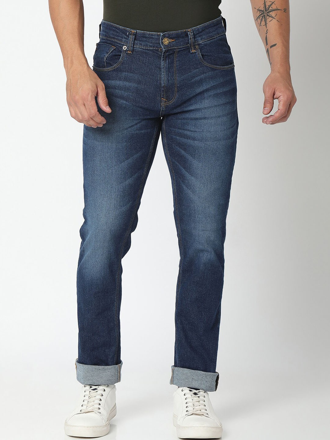 

SPYKAR Men Blue Light Fade Jeans