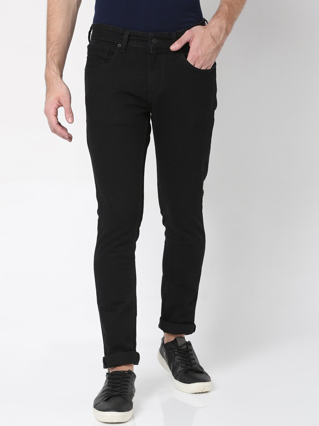 

SPYKAR Men Black Slim Fit Jeans