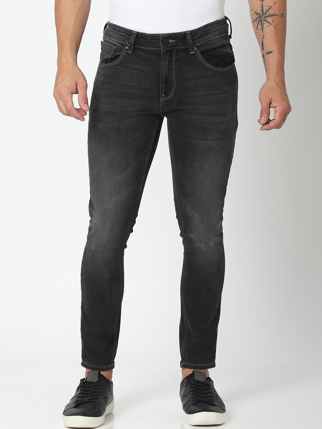 

SPYKAR Men Grey Kano Slim Fit Heavy Fade Jeans
