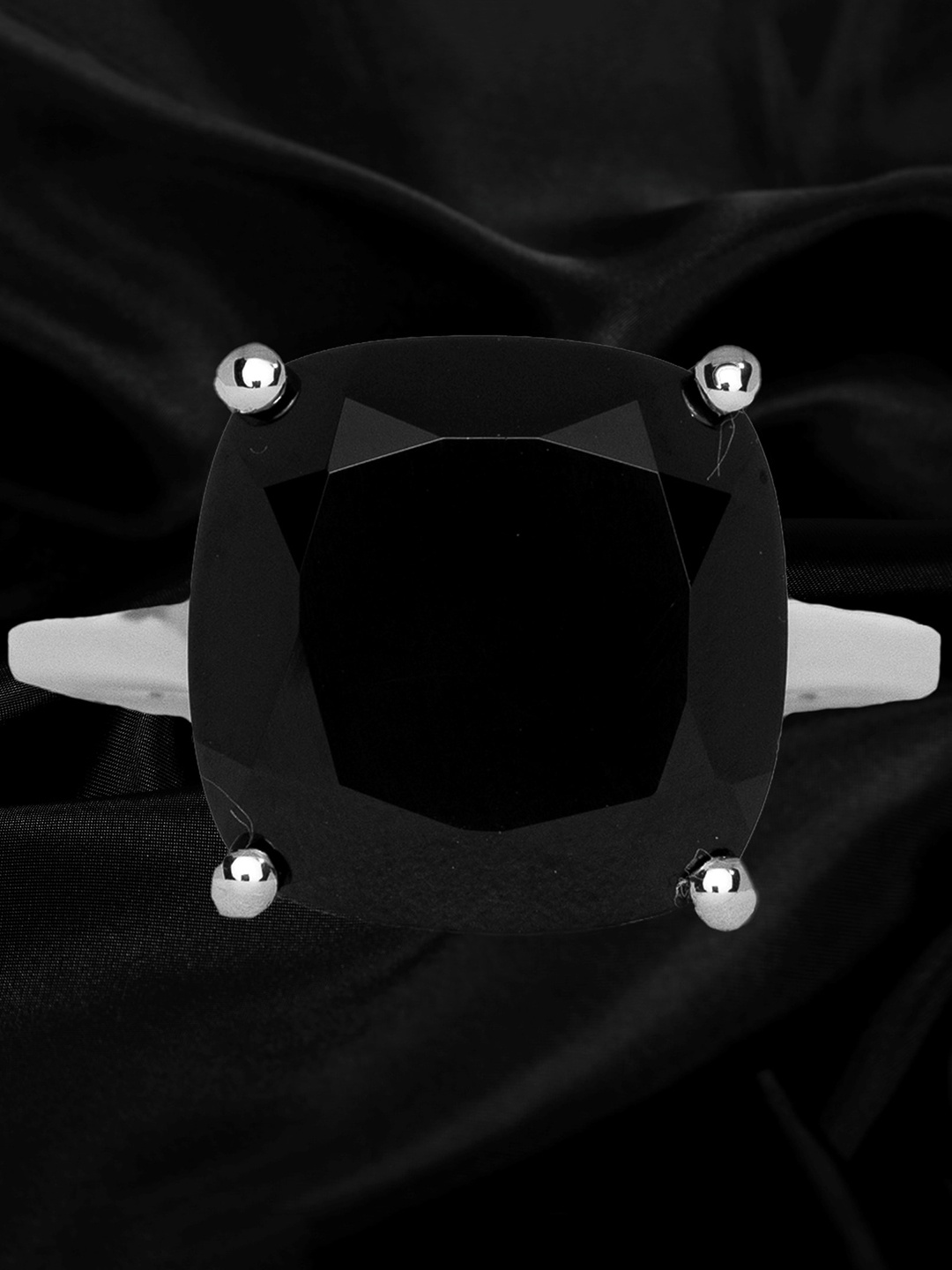 

HIFLYER JEWELS 92.5 Sterling Silver Rhodium-Plated Black Stone-Studded Finger Ring