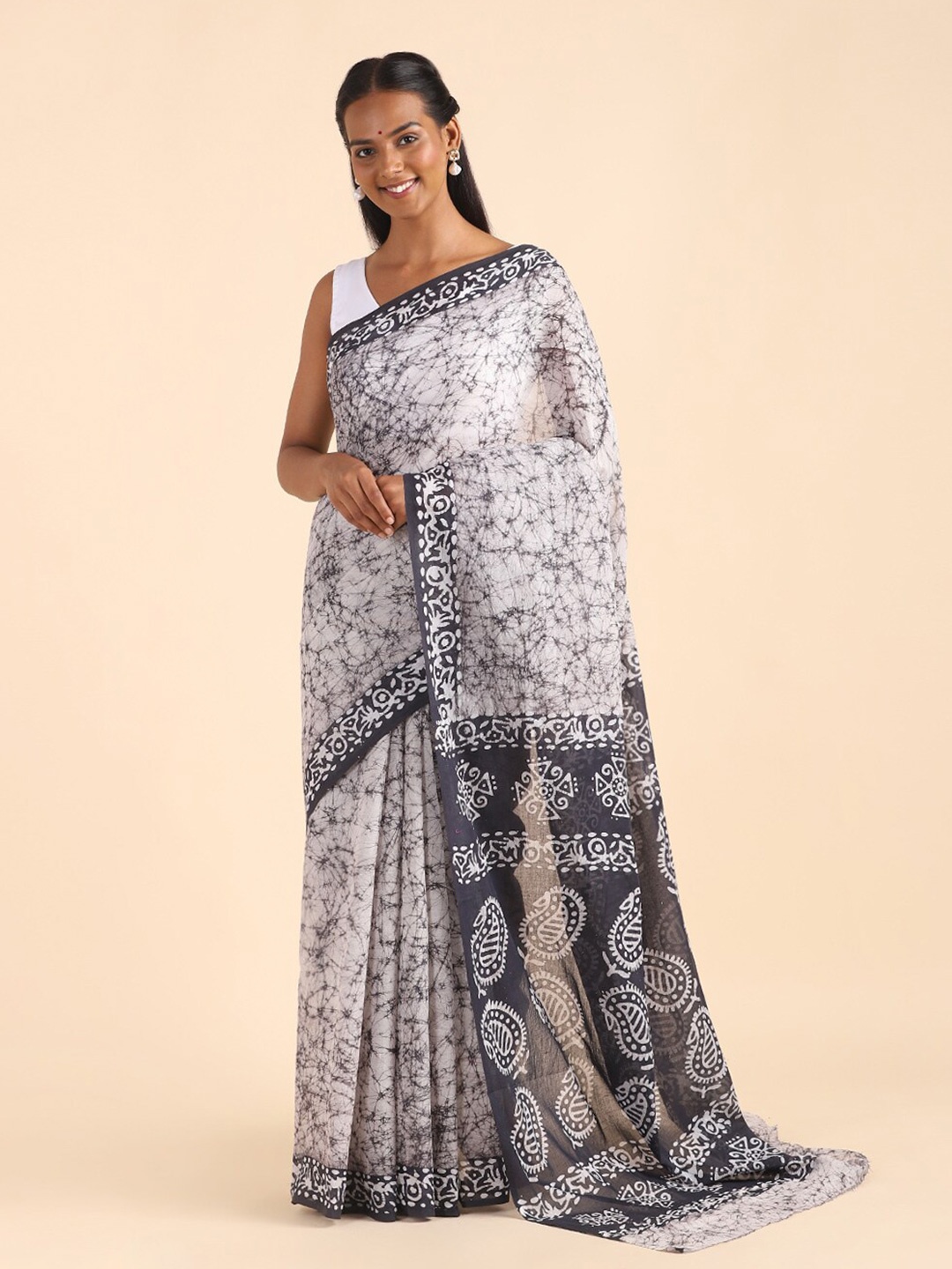 

Taneira Grey Batik Pure Cotton Saree