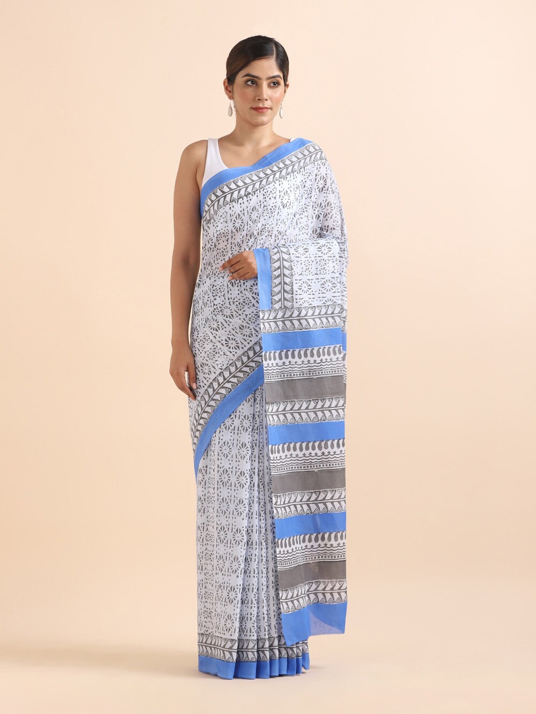 

Taneira Blue & Grey Ethnic Motifs Pure Cotton Saree