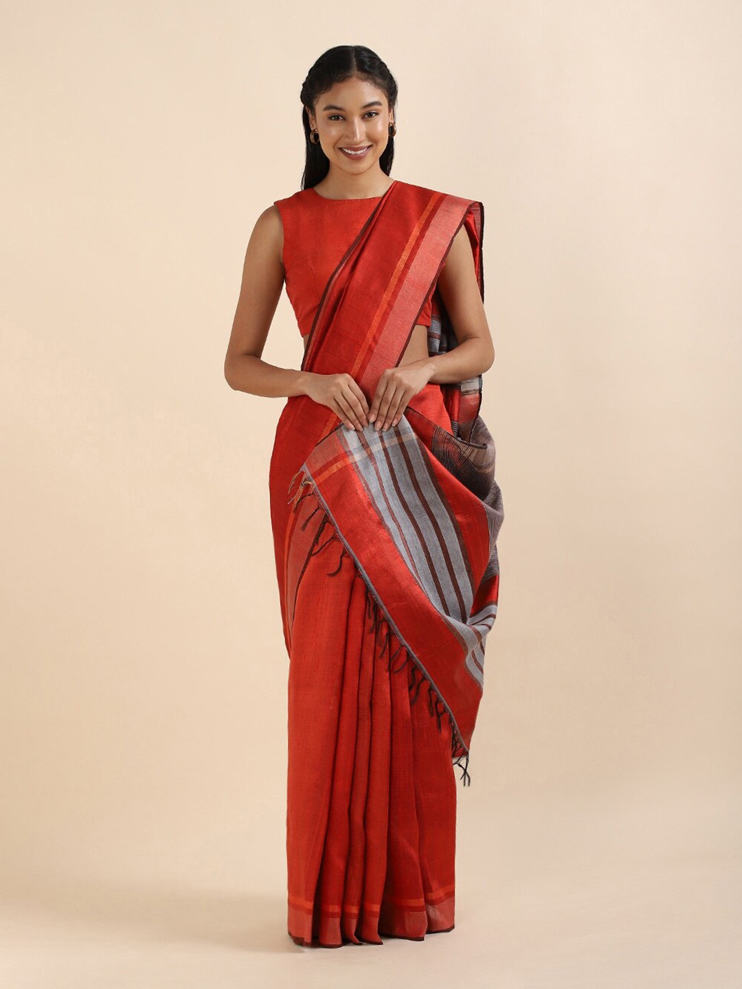 

Taneira Red & Grey Striped Zari Pure Silk Bhagalpuri Saree