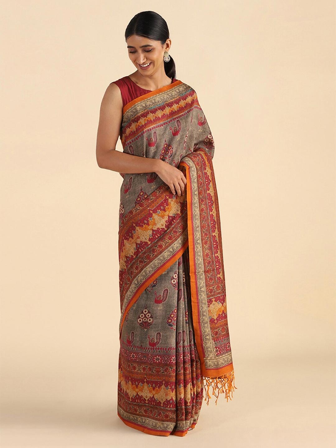 

Taneira Grey & Orange Floral Pure Silk Tussar Saree