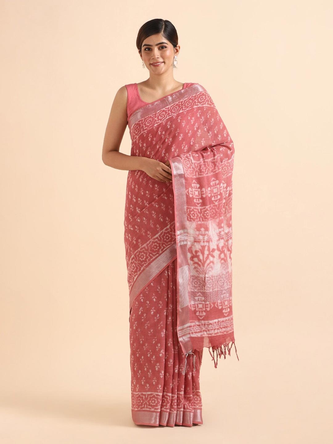 

Taneira Pink & Silver-Toned Floral Zari Linen Blend Bagru Saree