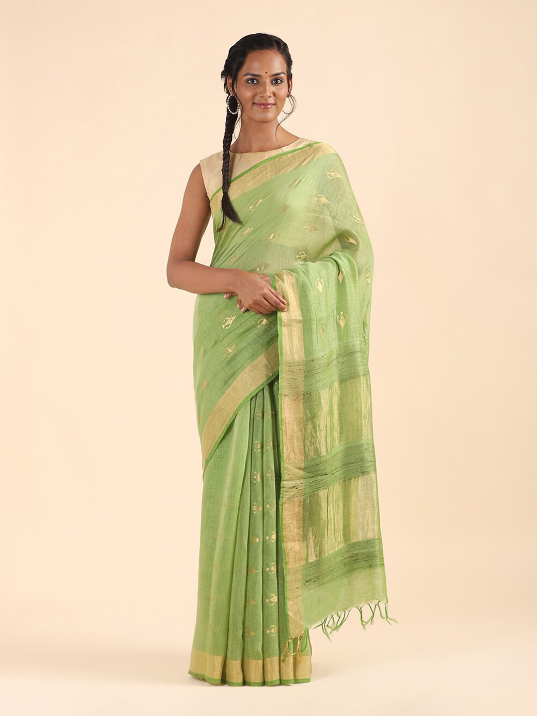 

Taneira Green & Gold-Toned Woven Design Pure Linen Saree