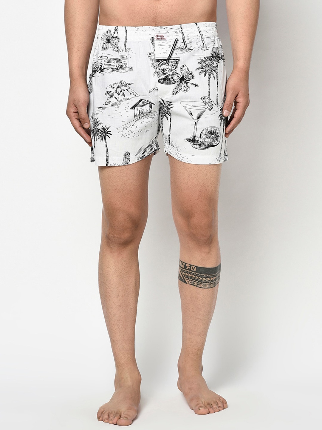 

THE DAILY OUTFITS Men White Mocktails & Beach Printed Pure Cotton Boxers
