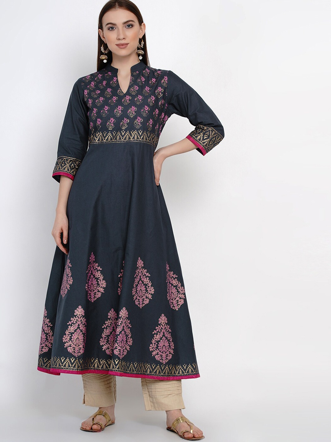 

RIYA Women Grey Ethnic Motifs Printed Block Print Anarkali Kurta