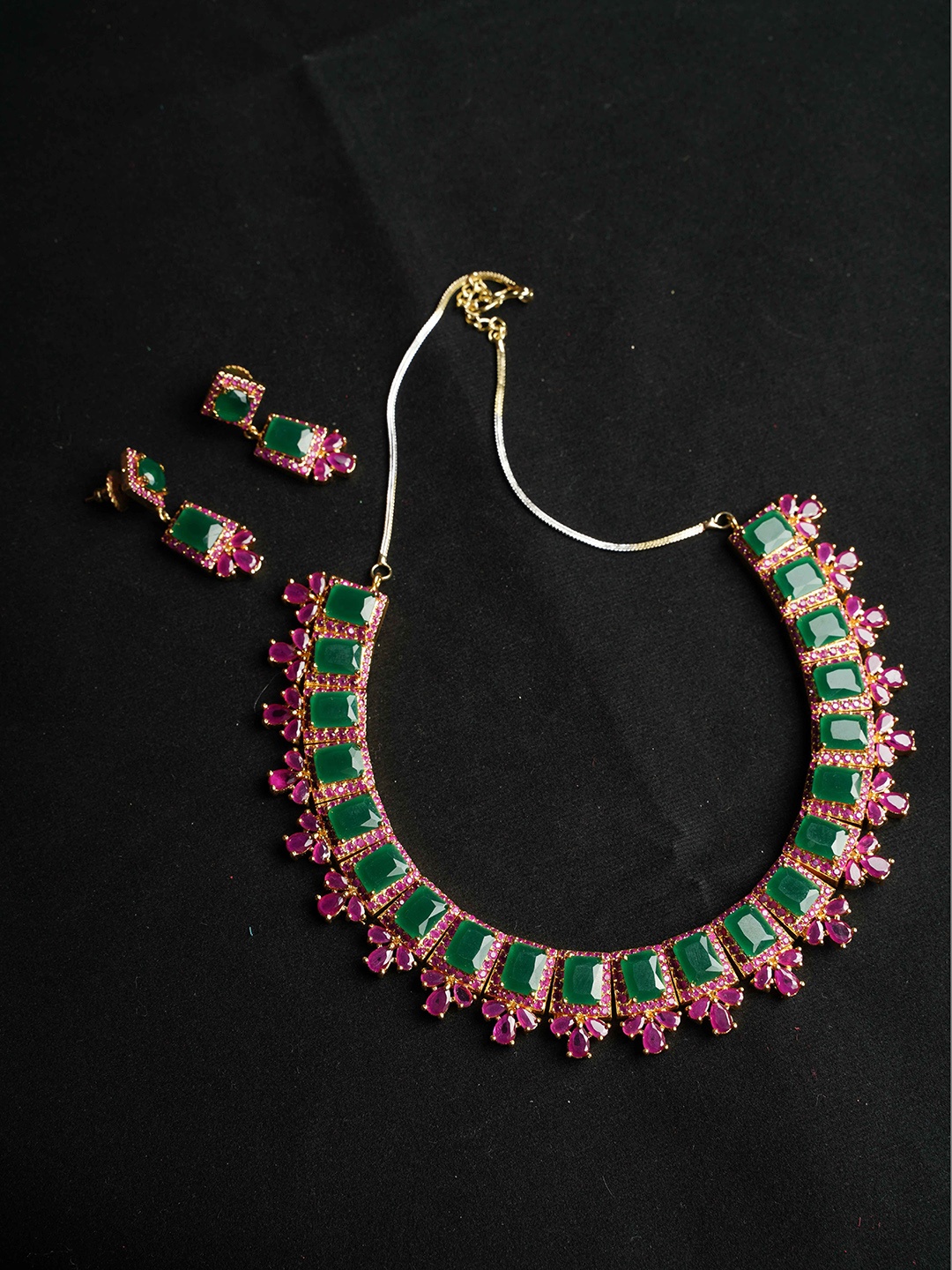 

NASTEE Gold-Plated Red & Green CZ-Studded Jewellery Set