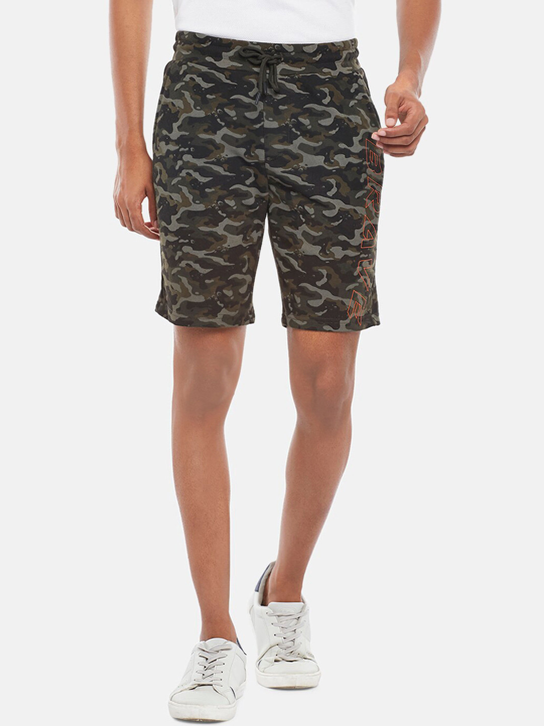 

People Men Olive Green Camouflage Printed Shorts