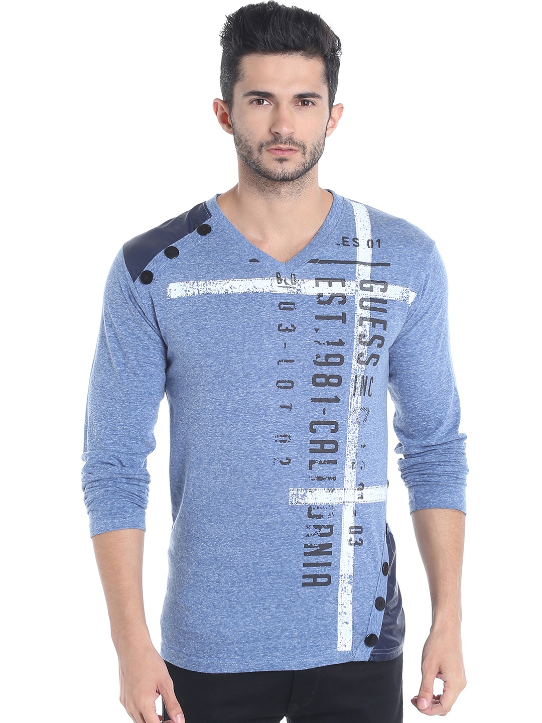 

Campus Sutra Men Blue Printed V-Neck T-shirt