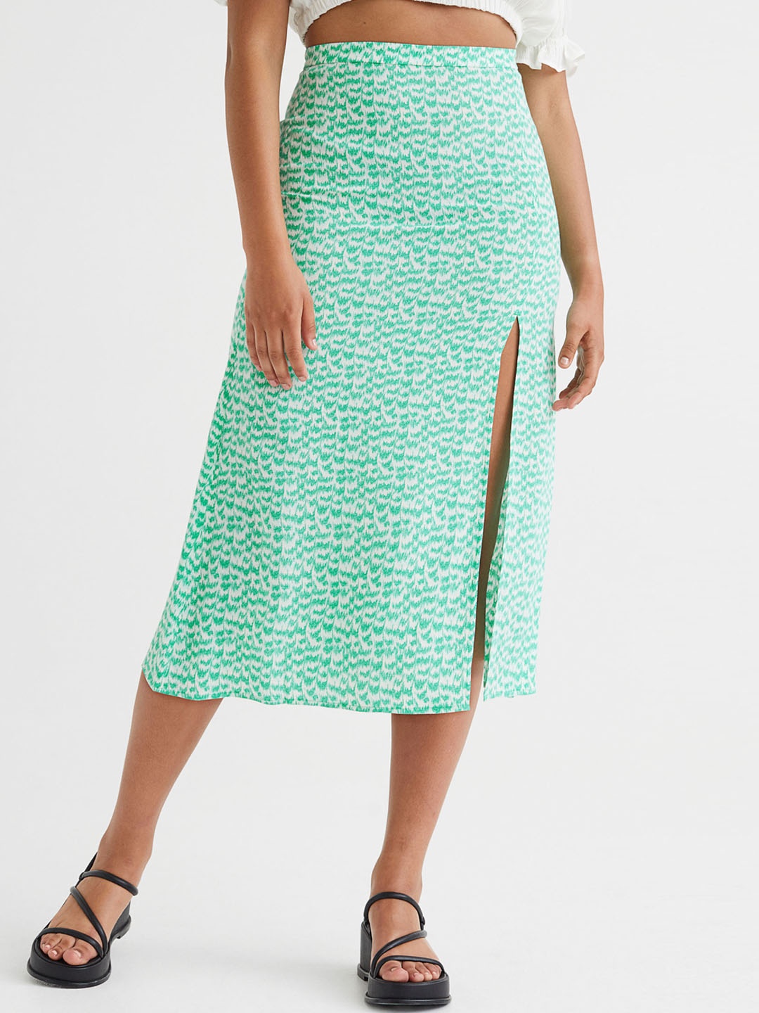 

H&M Women Green Printed Viscose Skirt