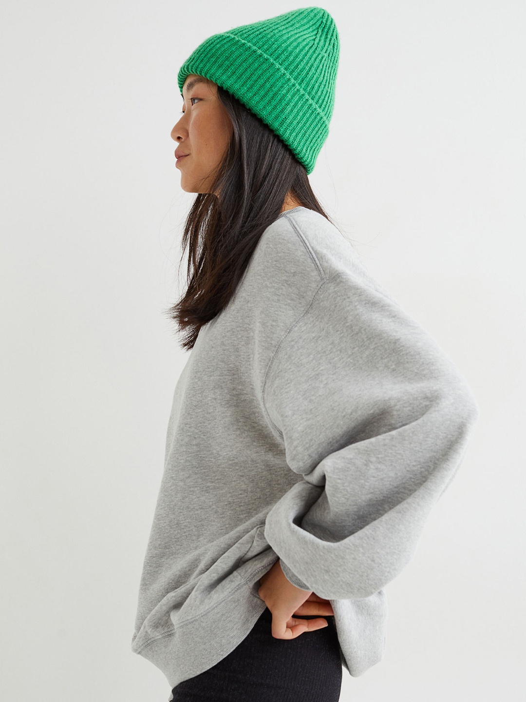 

H&M Women Grey Oversized Sweatshirt