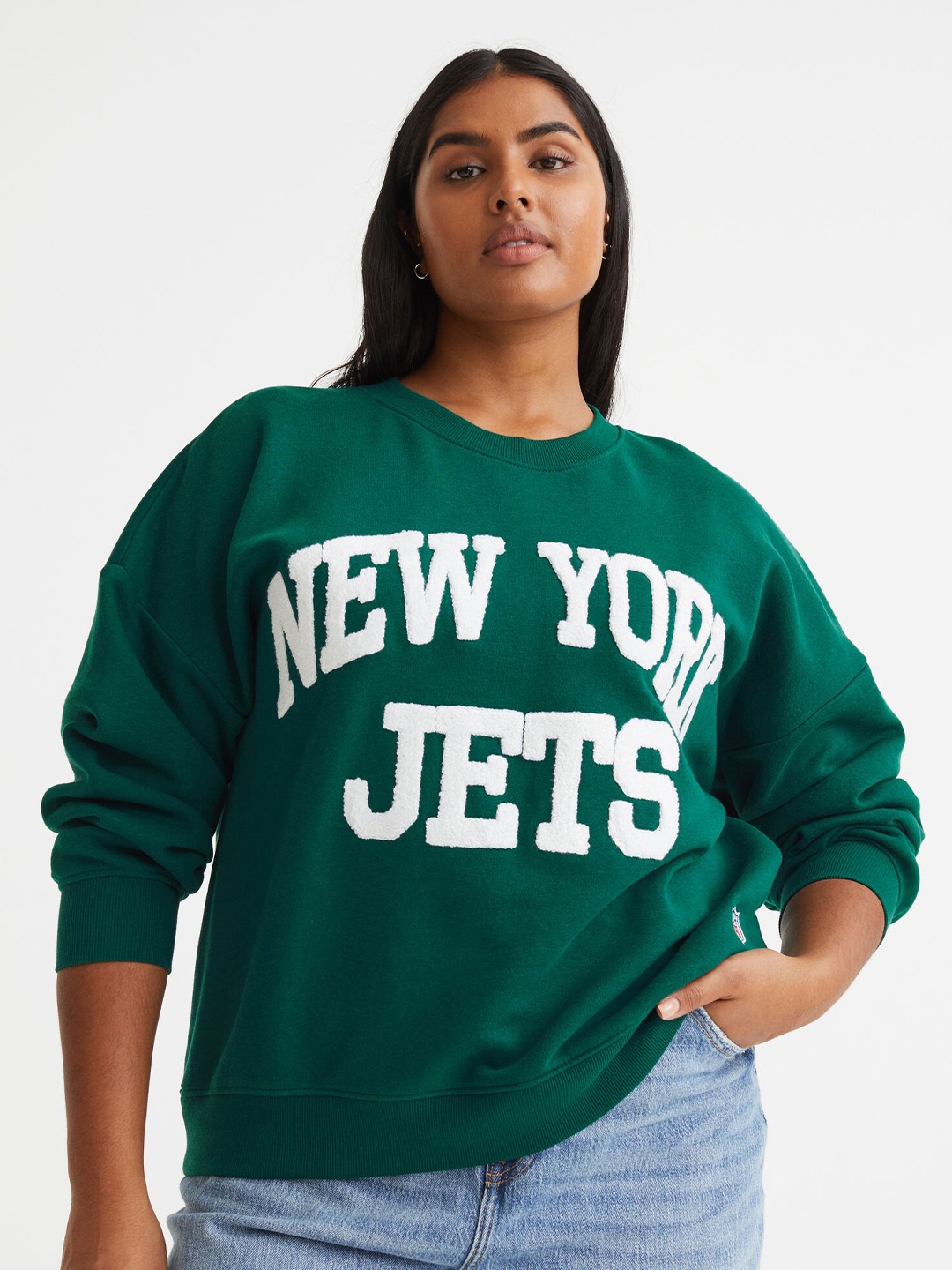 

H&M Women Green Plus Size Motif-Front Sweatshirt