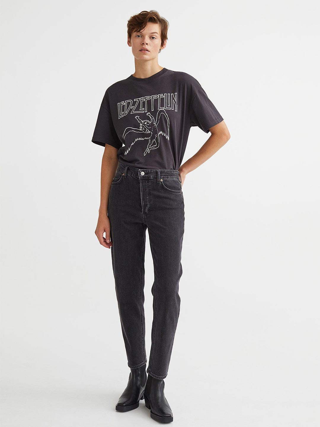 

H&M Women Charcoal Grey Cotton Oversized Printed T-Shirt