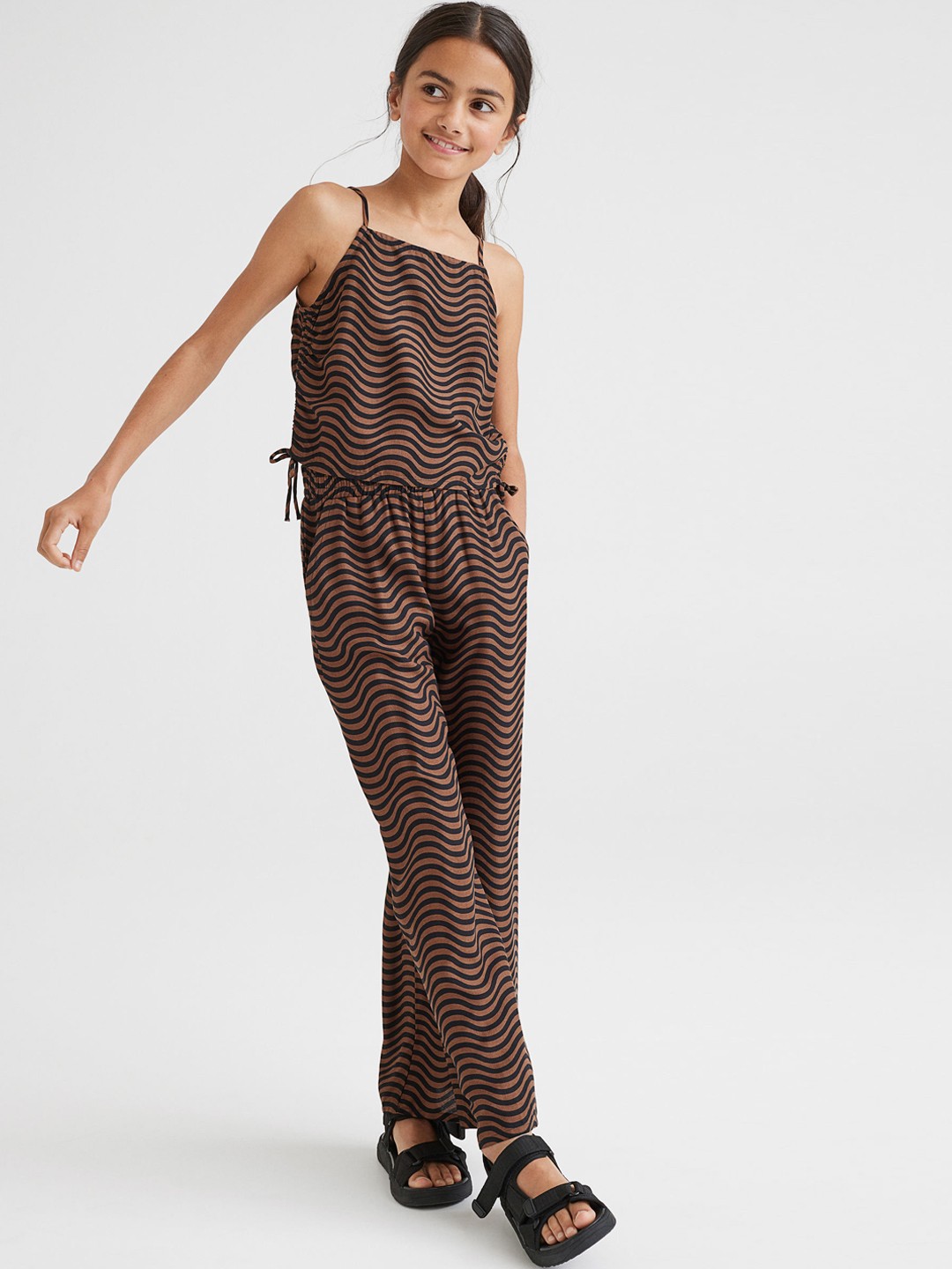 

H&M Girls Brown 2-piece Top and Trousers Set