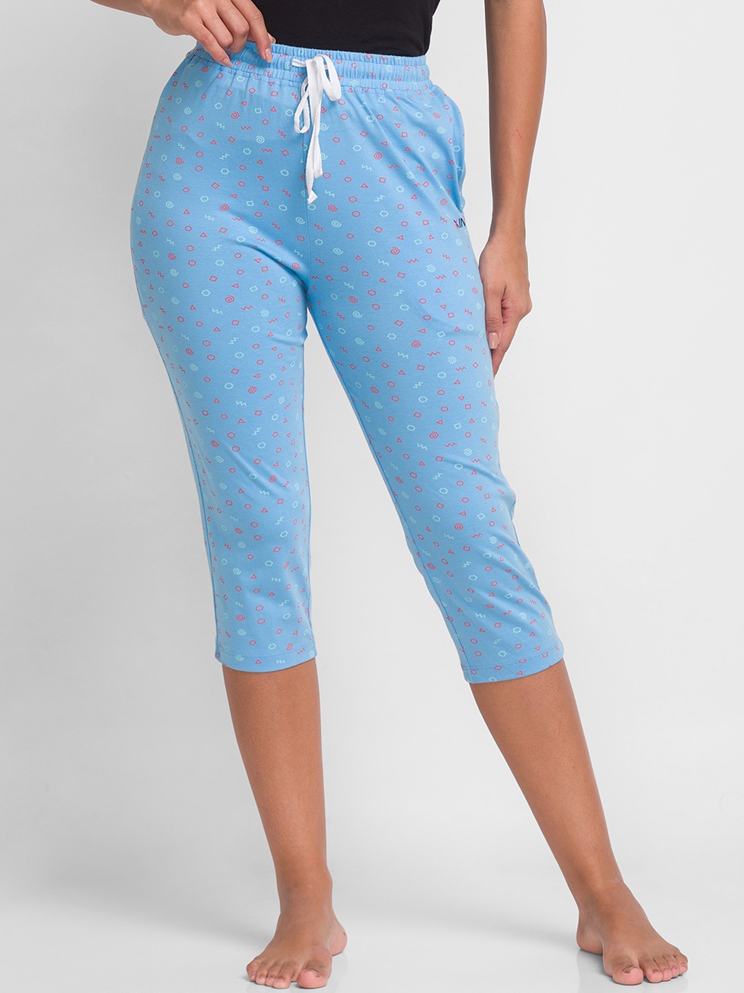 

XIN Women Blue Printed Pure Cotton Capri Pants