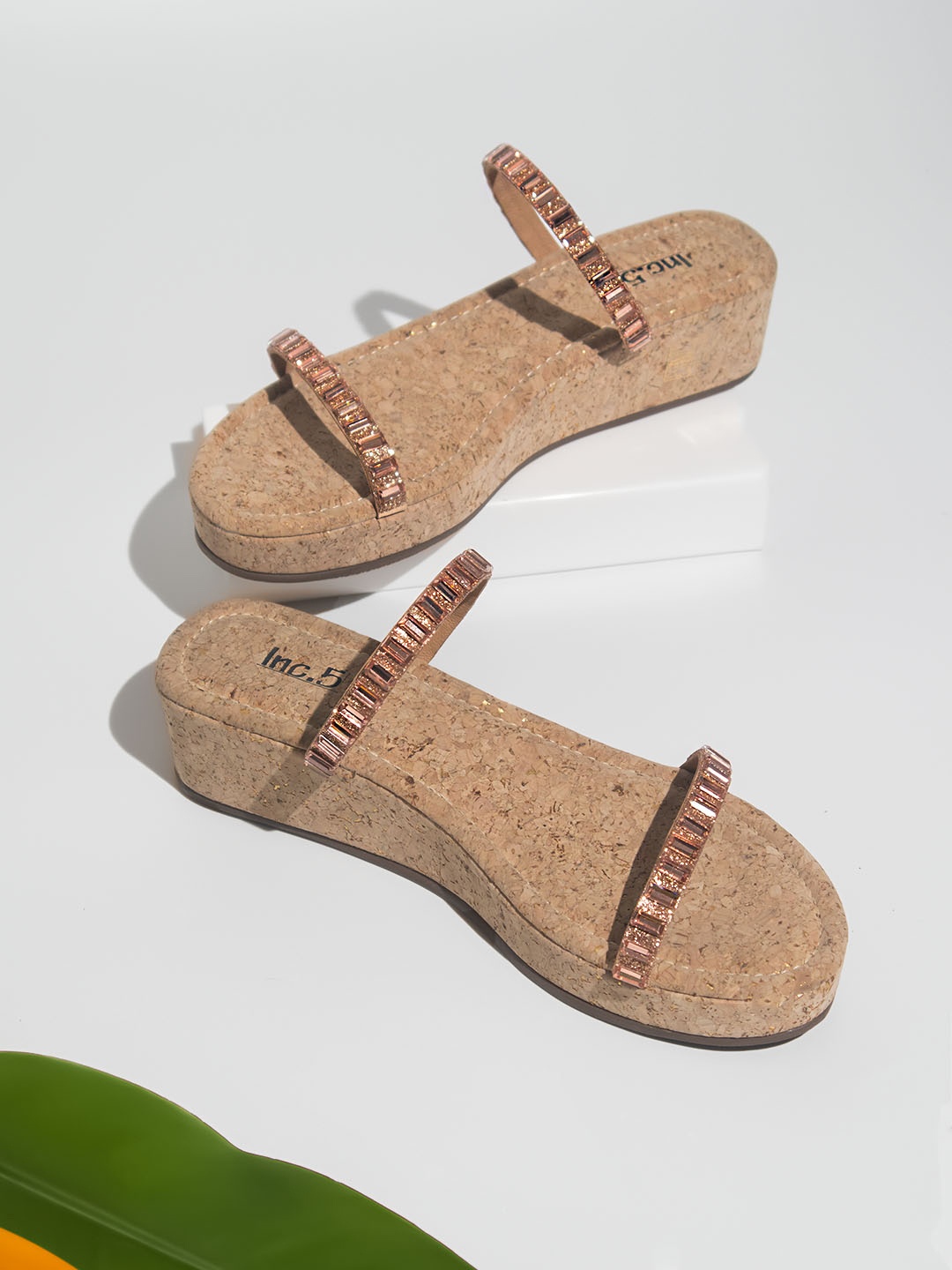 

Inc 5 Women Copper-Toned High-Top Flatform Sandals