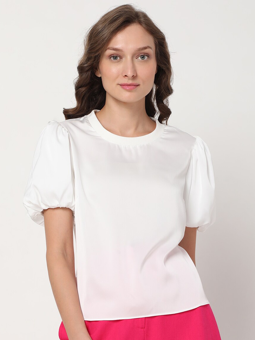 

Vero Moda White Solid Top