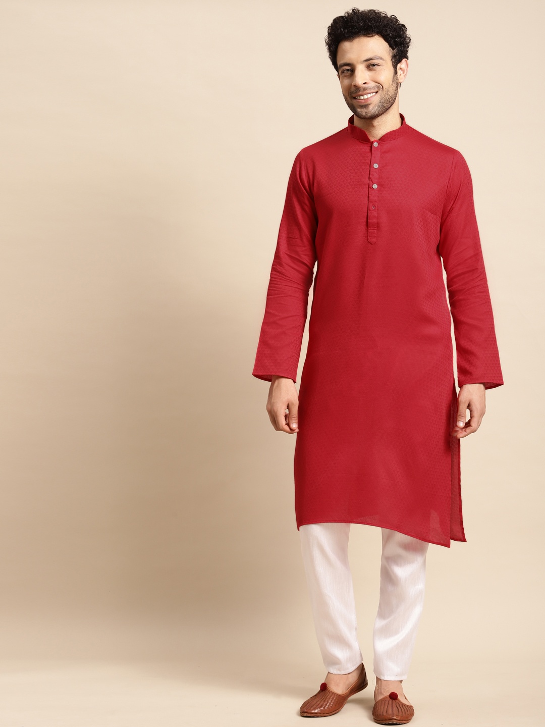 

RAJUBHAI HARGOVINDAS Men Red Pastels Kurta