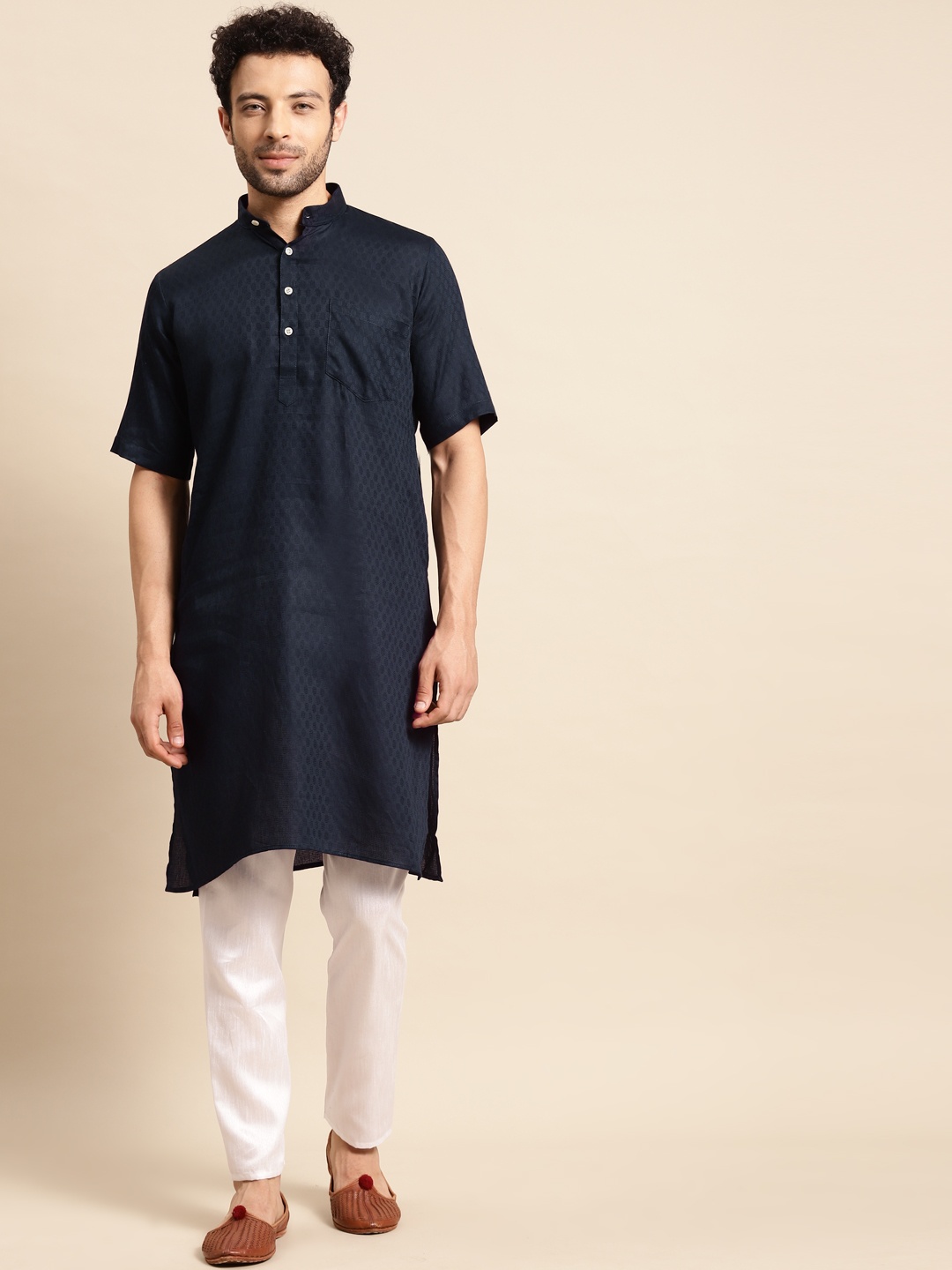 

RAJUBHAI HARGOVINDAS Men Navy Blue Pastels Kurta