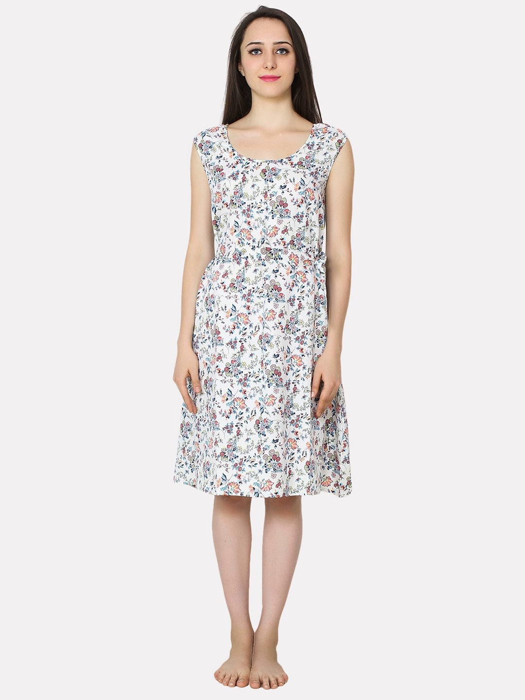 

PATRORNA White Printed Nightdress