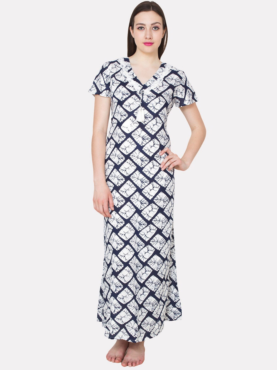 

PATRORNA Women White and Blue Checks Printed Maxi Nightdress