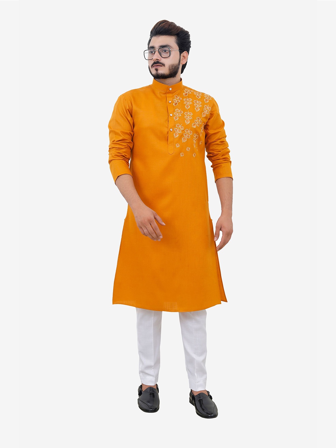

Tibra Collection Men Mustard Yellow Pure Cotton Kurta with Churidar