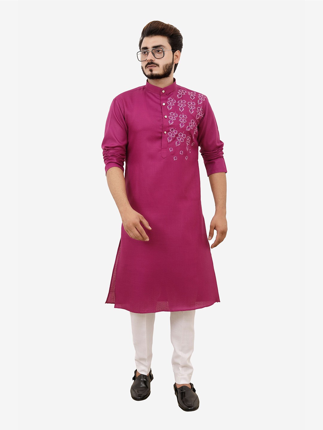 

Tibra Collection Men Burgundy Pure Cotton Kurta with Churidar