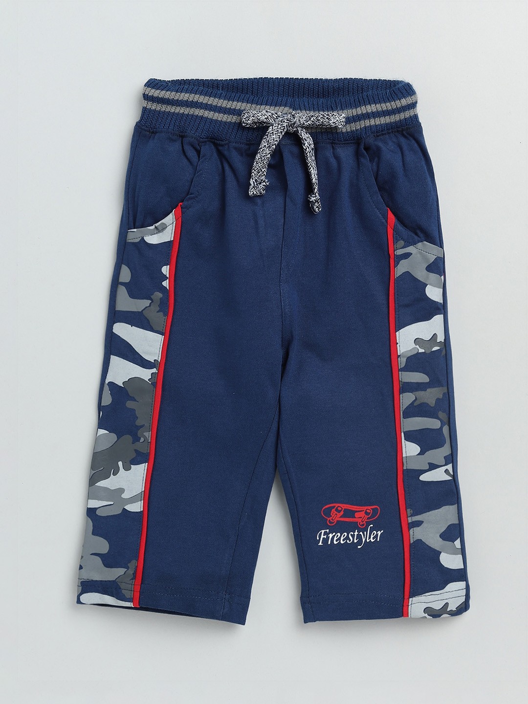

Olio Kids Boys Blue Printed Shorts