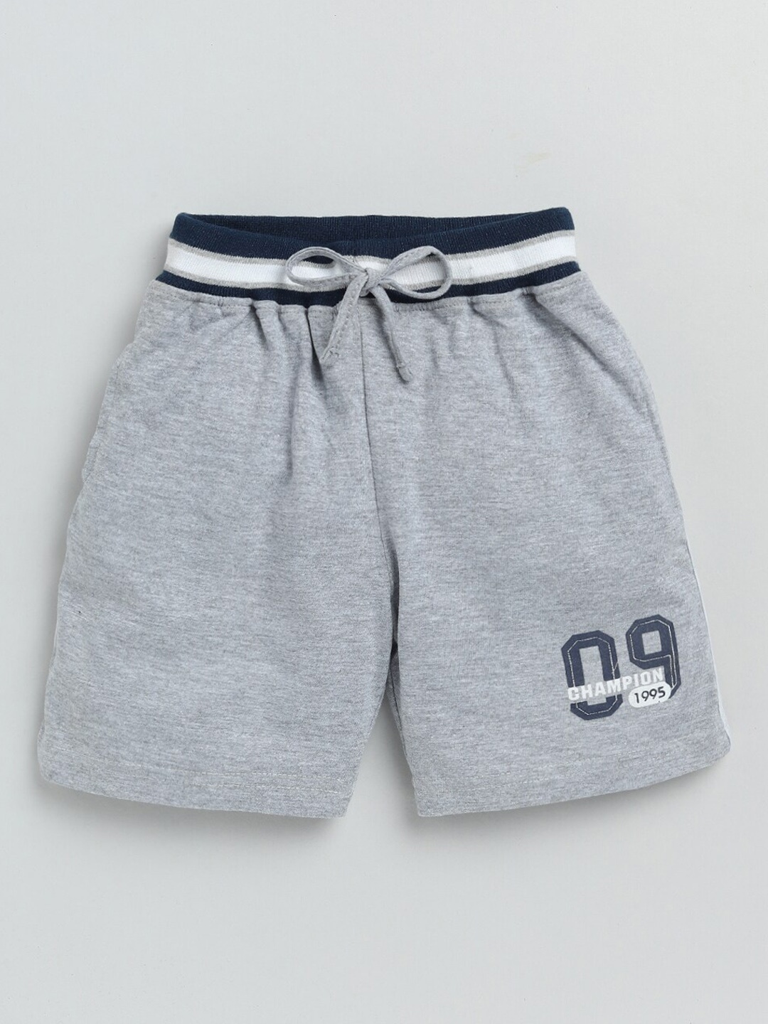 

Olio Kids Boys Grey Applique Shorts