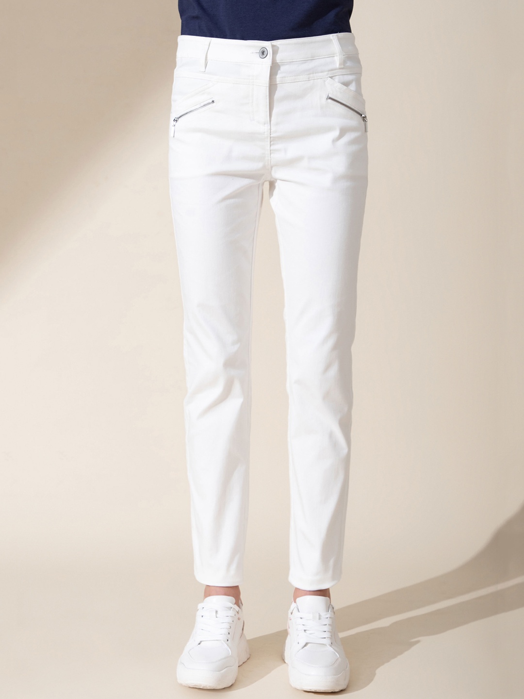 

B.Copenhagen Women White Slim Fit High-Rise Trousers