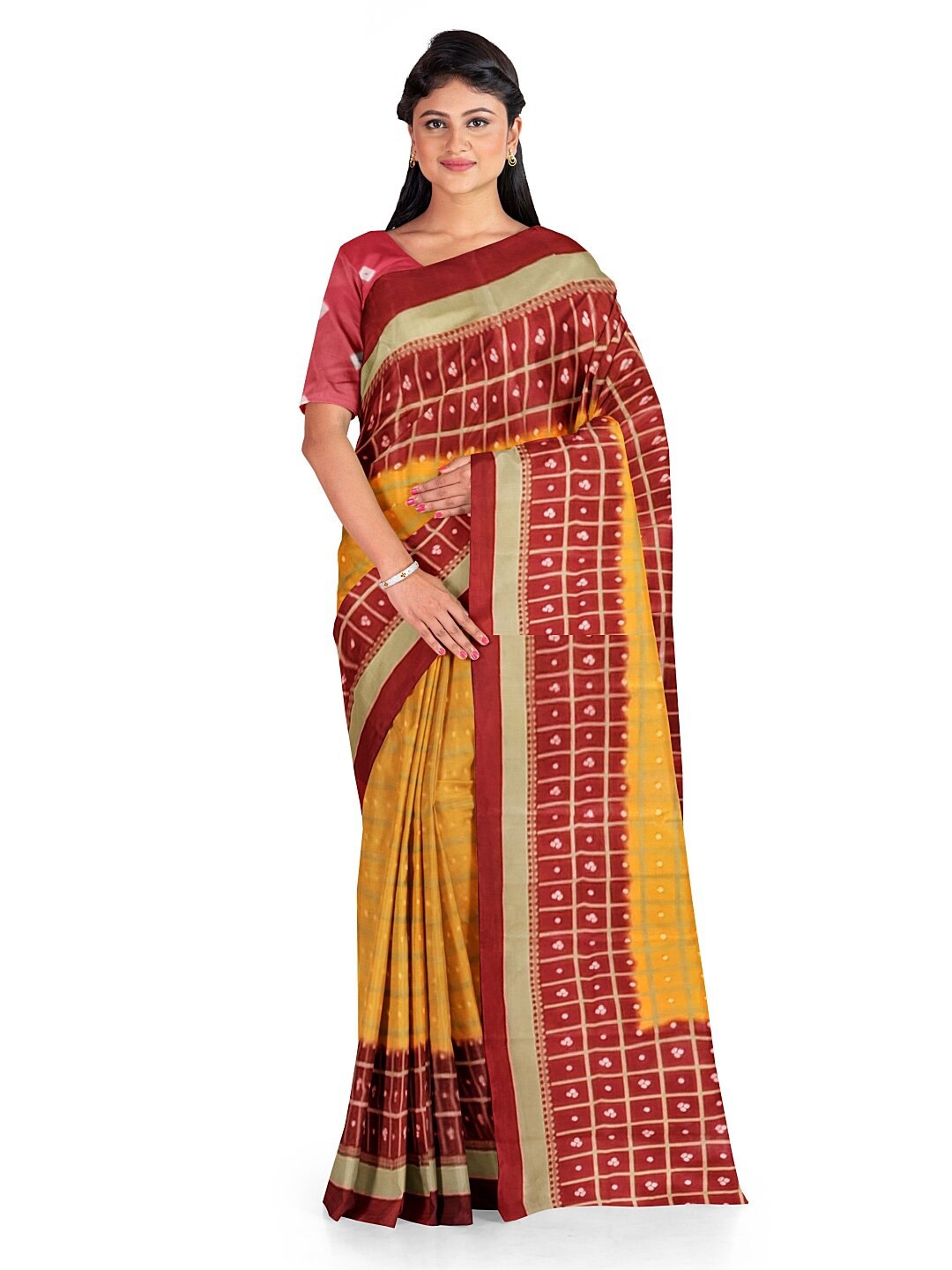 

SAADHVI Women Yellow & Maroon Bandhani Silk Blend Fusion Bandhani Saree With Blouse