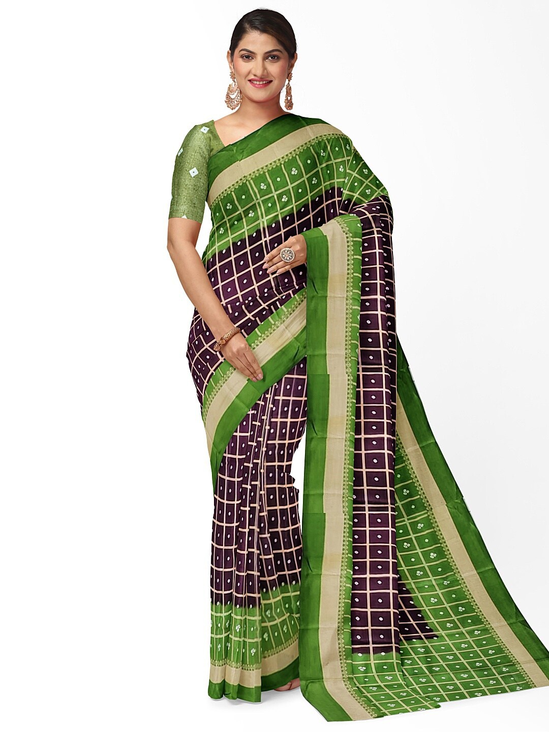

SAADHVI Women Coffee Brown & Green Bandhani Silk Blend Fusion Bandhani Saree